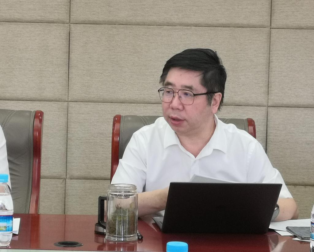 孟东方董事长对工作进行总结强调